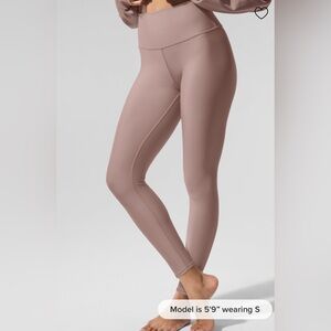 Alo 7/8 High-Waist Airlift Legging, Taupe Size Medium
